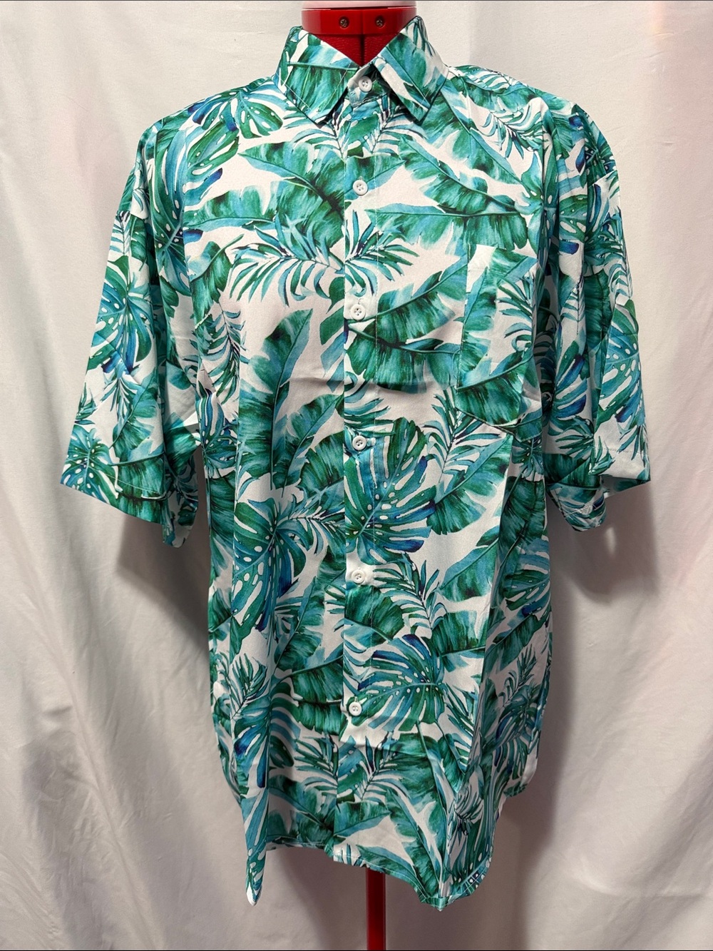 Men's Green Tropical Print Button-Down Shirt